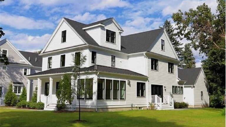 33-Riverdale-Circle-Concord