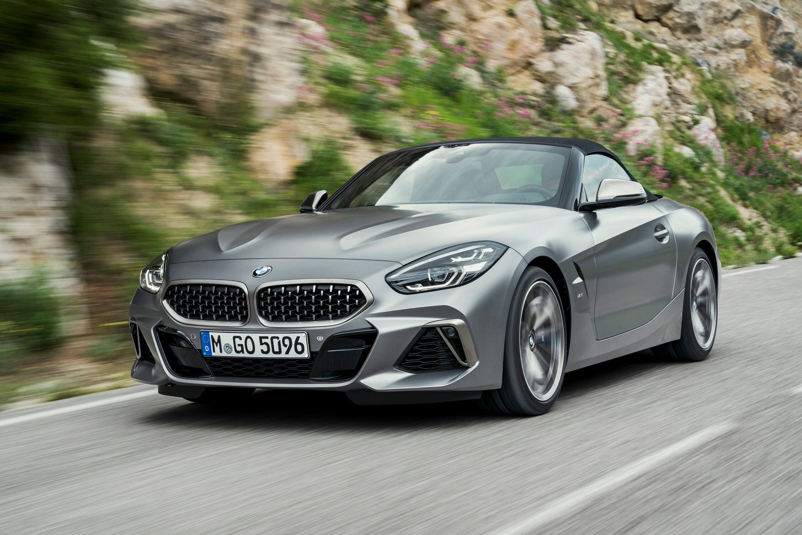 BMW Z4 M40i Roadster is so therapeutic it should be covered in your health  plan