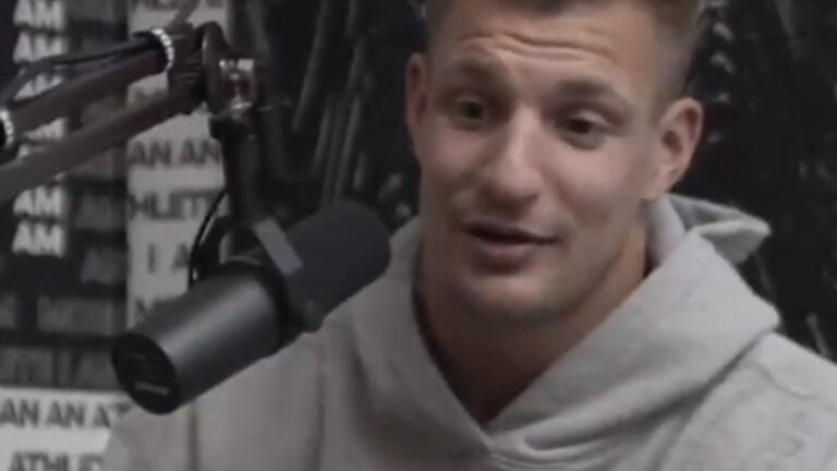 Report: Rob Gronkowski “keeps on being asked” about NFL return