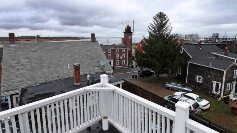 1-Fair-St-Newburyport-Deck