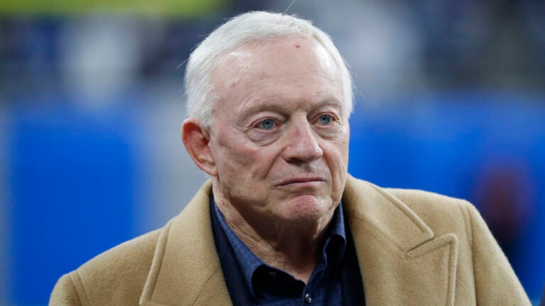 Dallas Cowboys owner Jerry Jones sounds off on team's performance