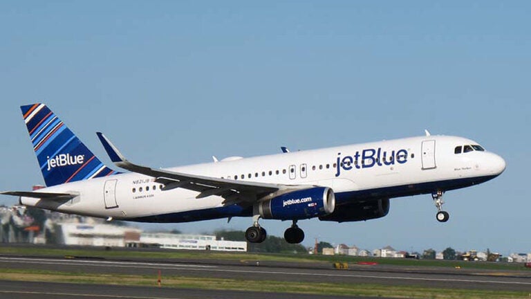 Jetblue deals checked bag