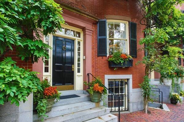 Beautiful houses in Beacon Hill, Boston, Massachusetts Stock Photo