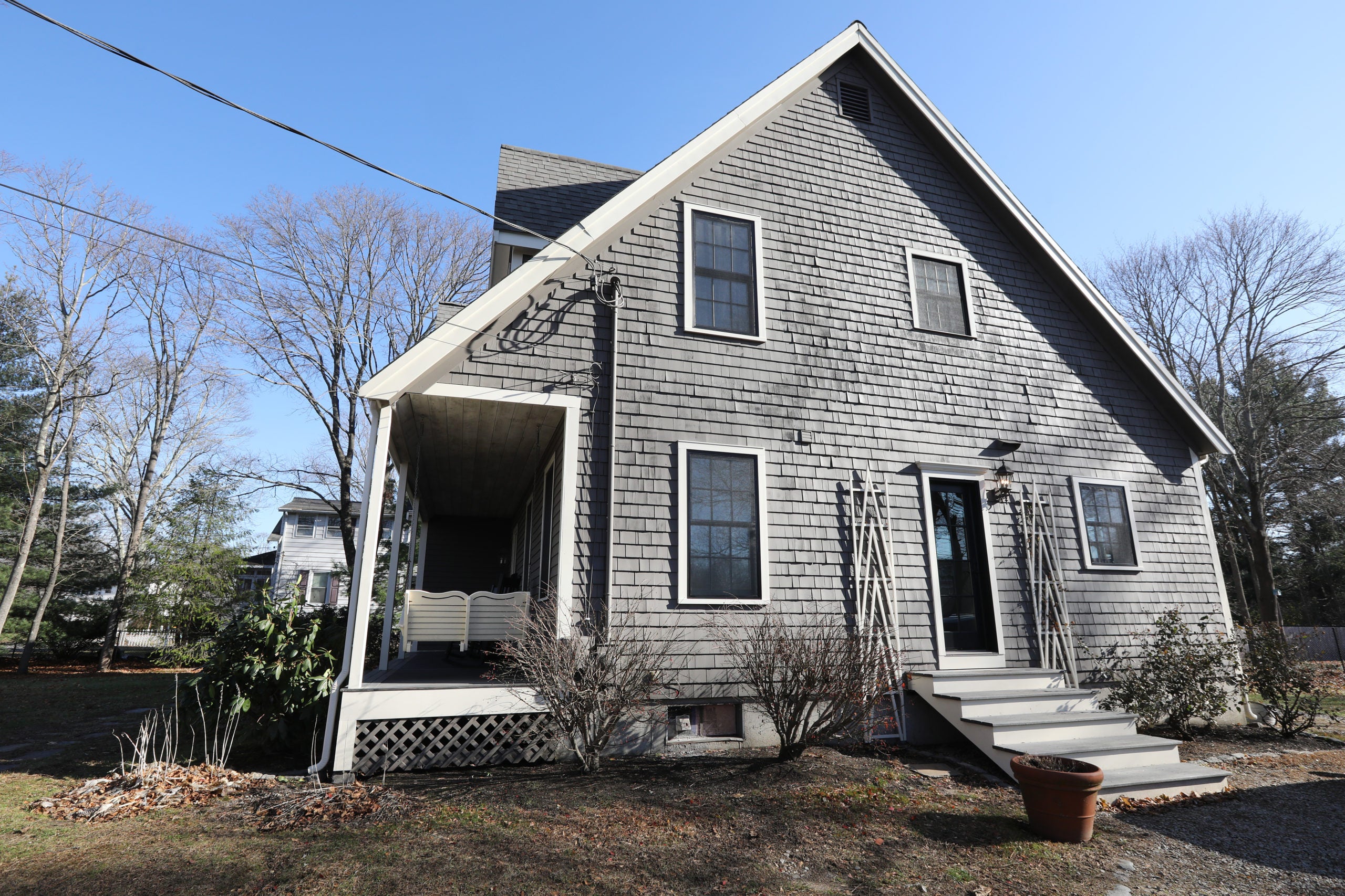 27-Camp-Street-Abington-Side-Entrance