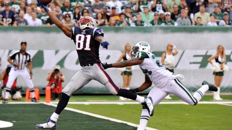 Randy Moss back in NFL, joins 49ers - The Boston Globe