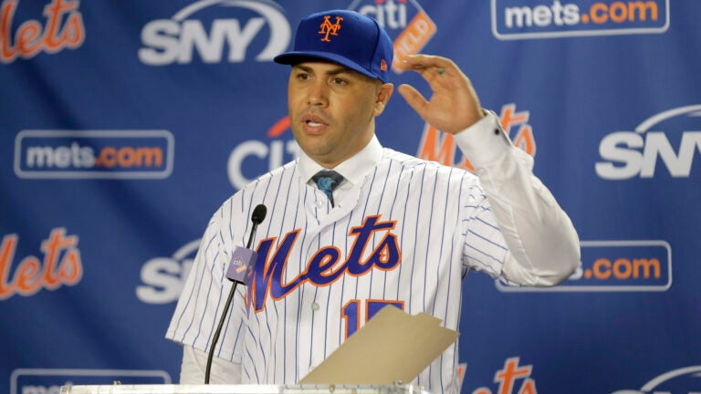 Mets manager Carlos Beltran steps down after being implicated in