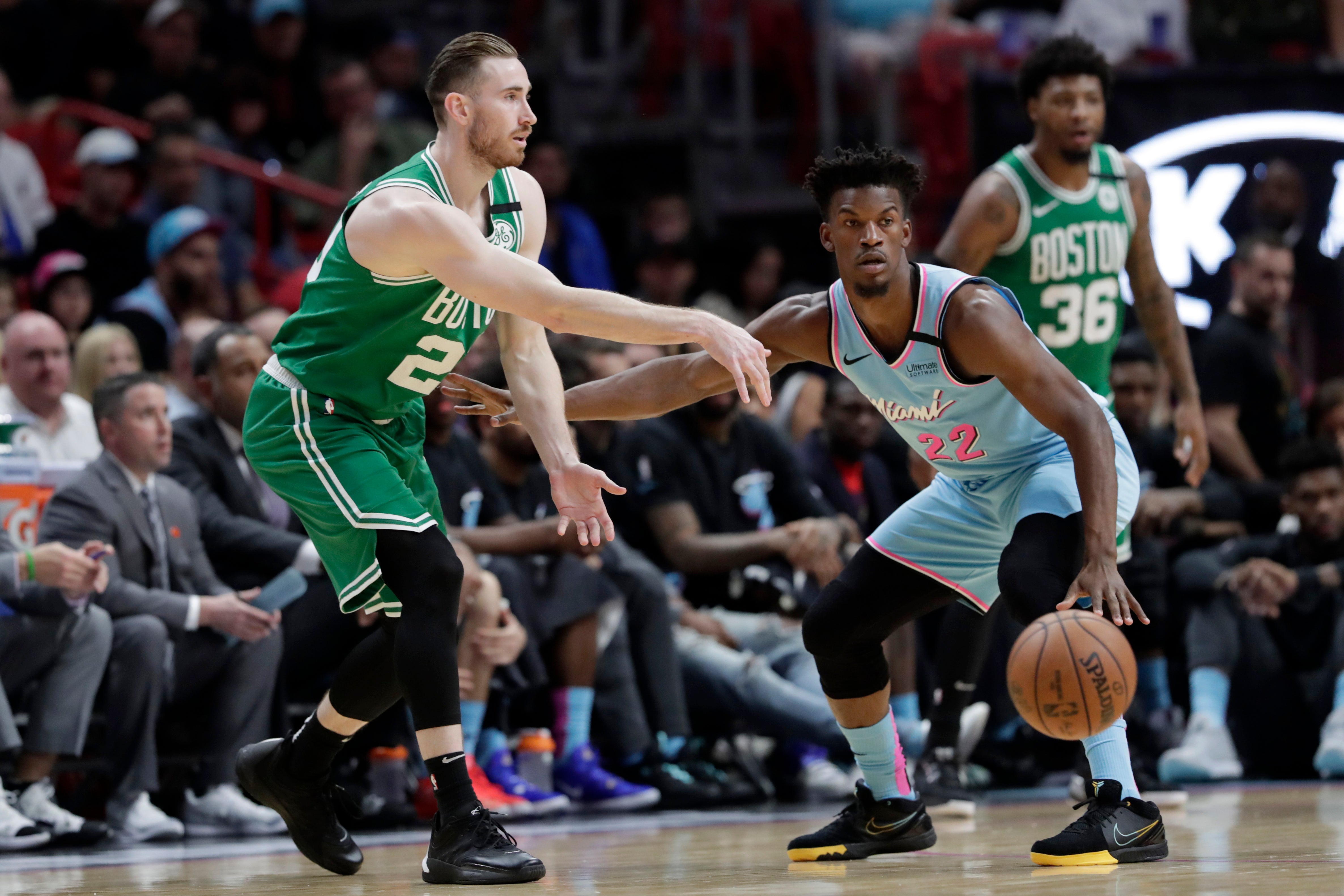 Gordon Hayward scores 29, Celtics hold off Heat 109-101