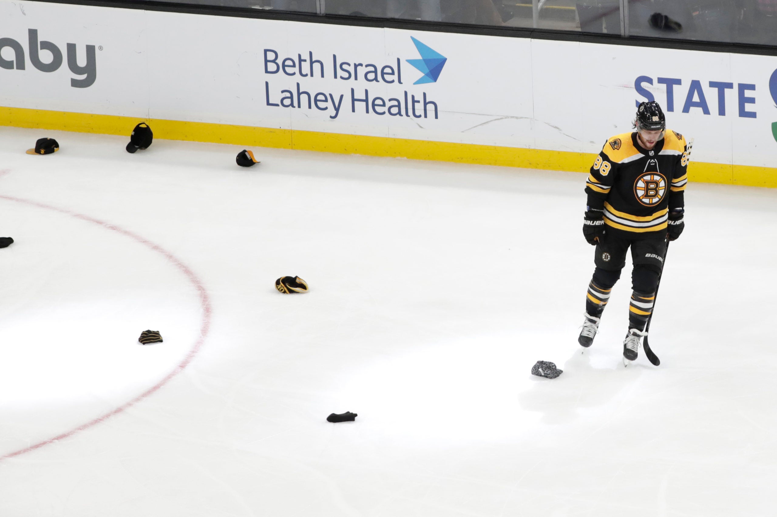 Luis Tiant was a big fan of David Pastrnak's penalty-shot goal