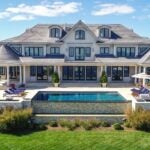 Ocean-Road-Narragansett-RI-02882-Rear-Exterior-1