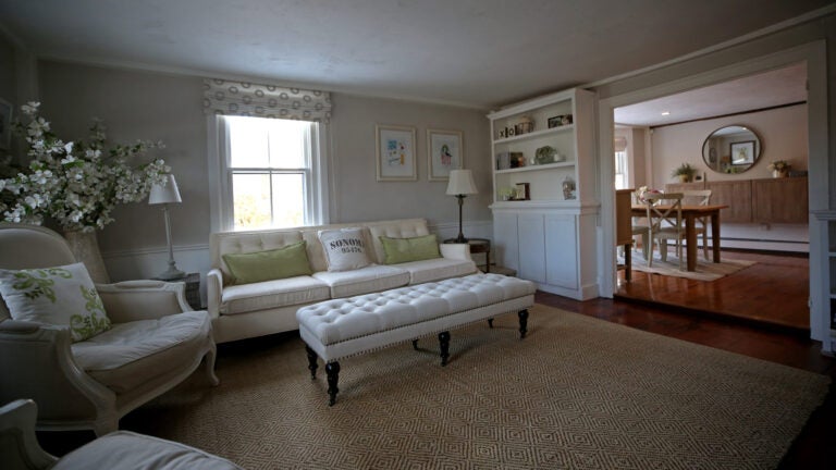 Ryan-Globe-176-South-Hingham