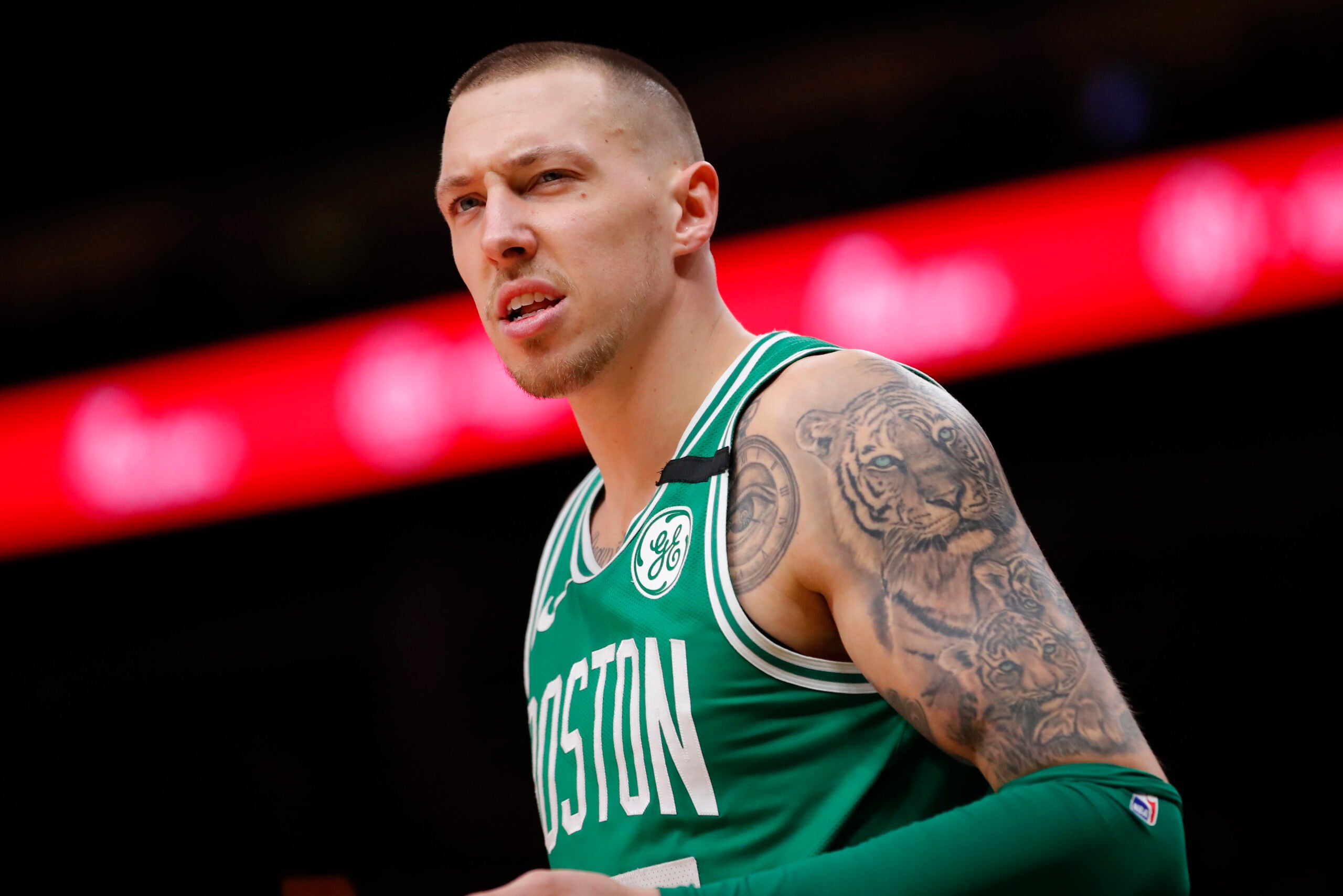 Your Morning Dump Where Daniel Theis makes a statement  The Sports Daily