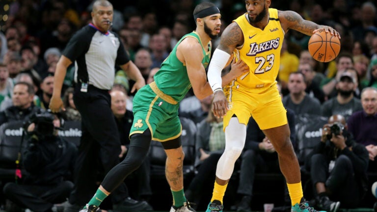 LeBron James returns to TD Garden in purple and gold alongside Rajon Rondo  - CelticsBlog