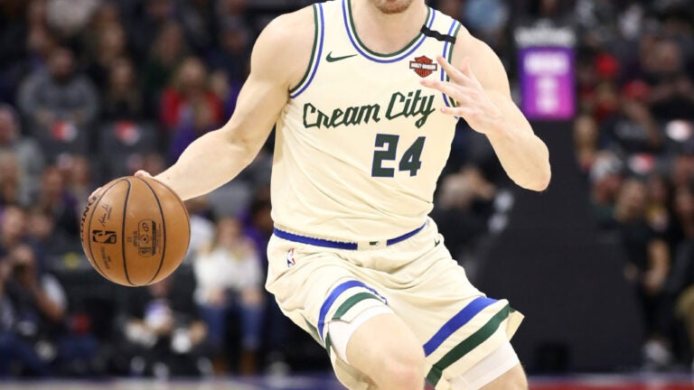 Pat Connaughton  Age, Career, Net Worth, Relation, Milwaukee Bucks, 2015  NBA Draft, NBA