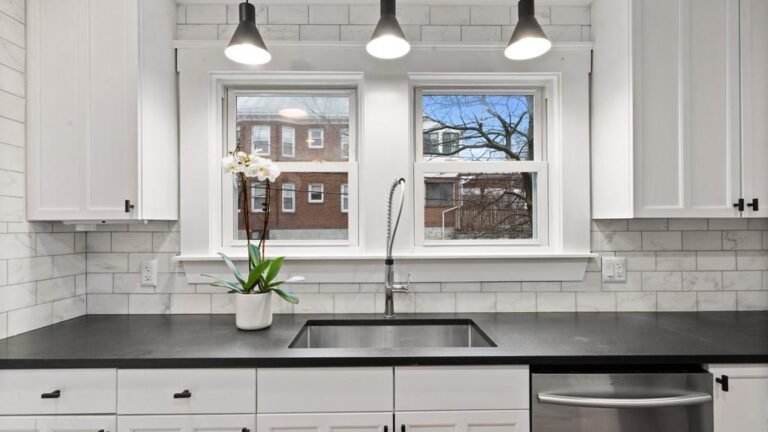 44 Putnam Road Unit 44 kitchen