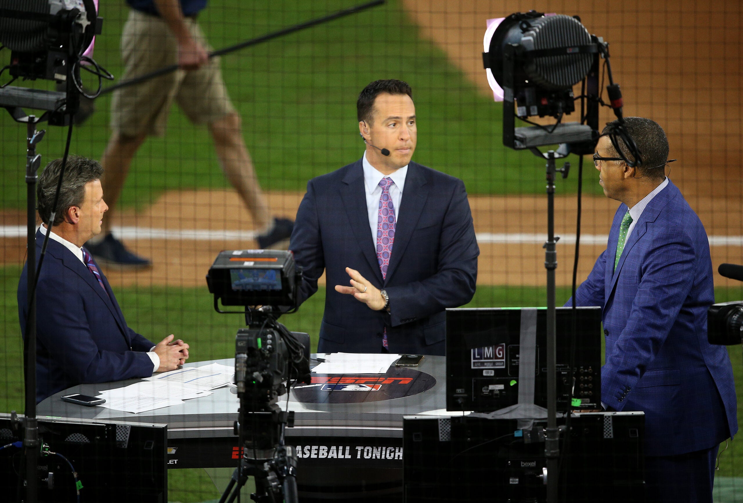 Mark Teixeira joins ESPN as baseball analyst