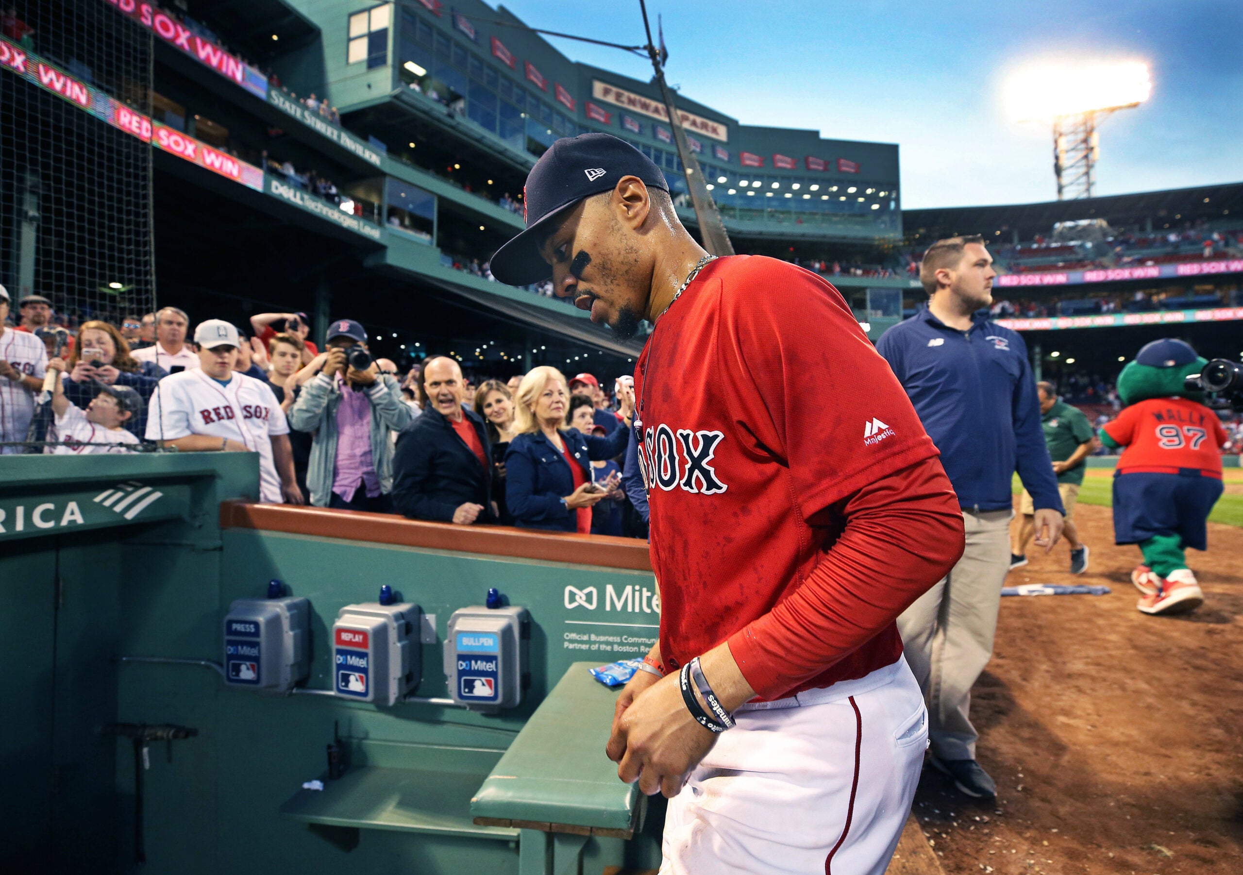 Mookie Betts Can't Stop Himself