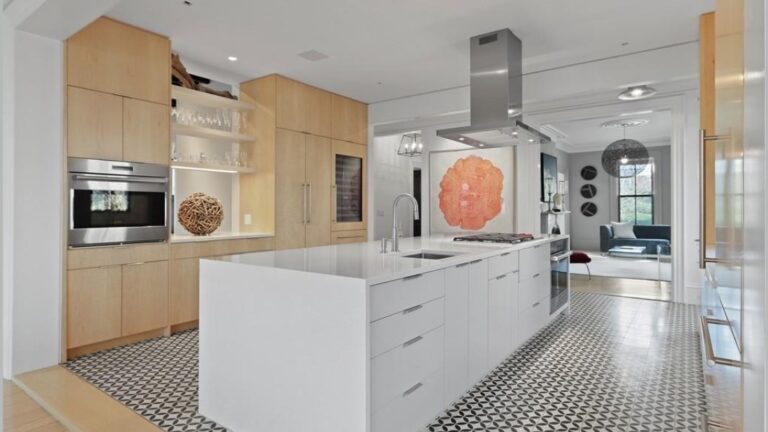 91-Francis-Brookline-Kitchen