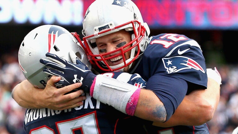 Tom Brady reacts to Rob Gronkowski trade: Run it back!