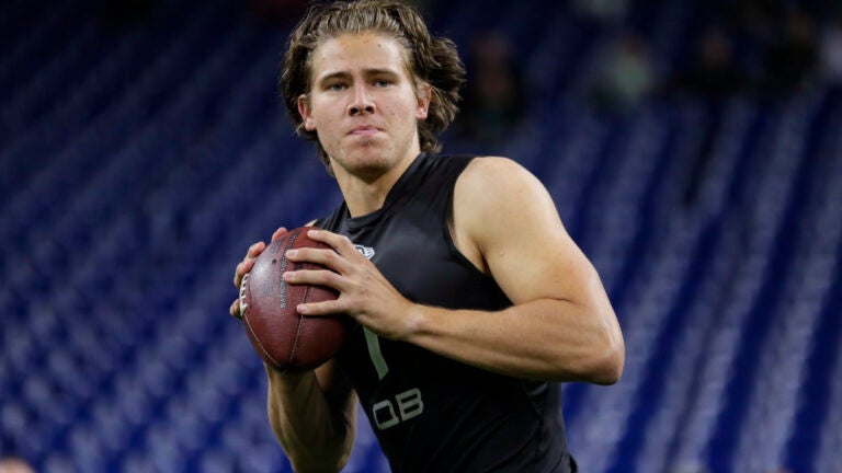 Tom Brady rumors: Justin Herbert met with New England Patriots OC Josh  McDaniels at NFL combine (report) 