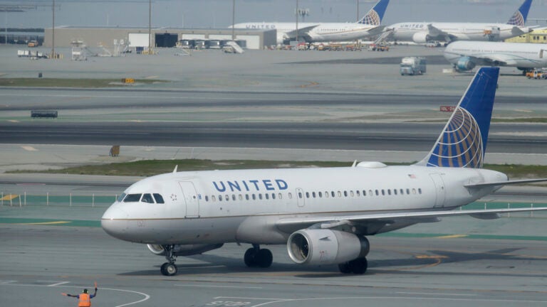 Here's the health checklist United Airlines passengers must now complete  before flying