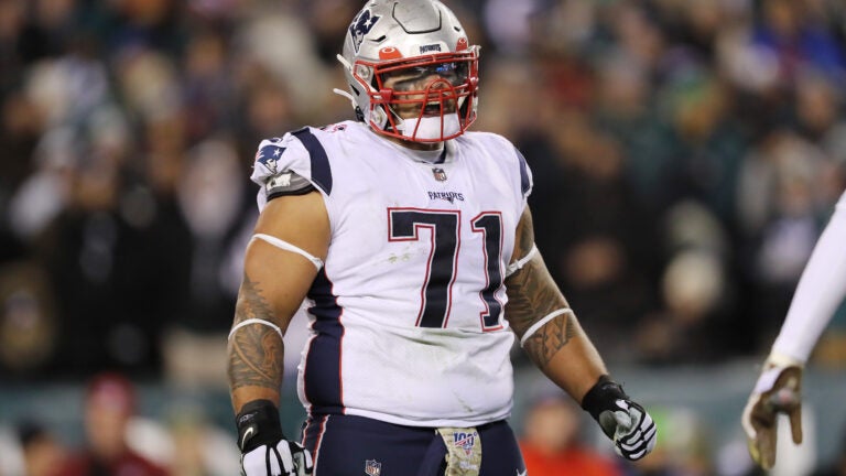 Danny Shelton responds to Patriots not picking up his option