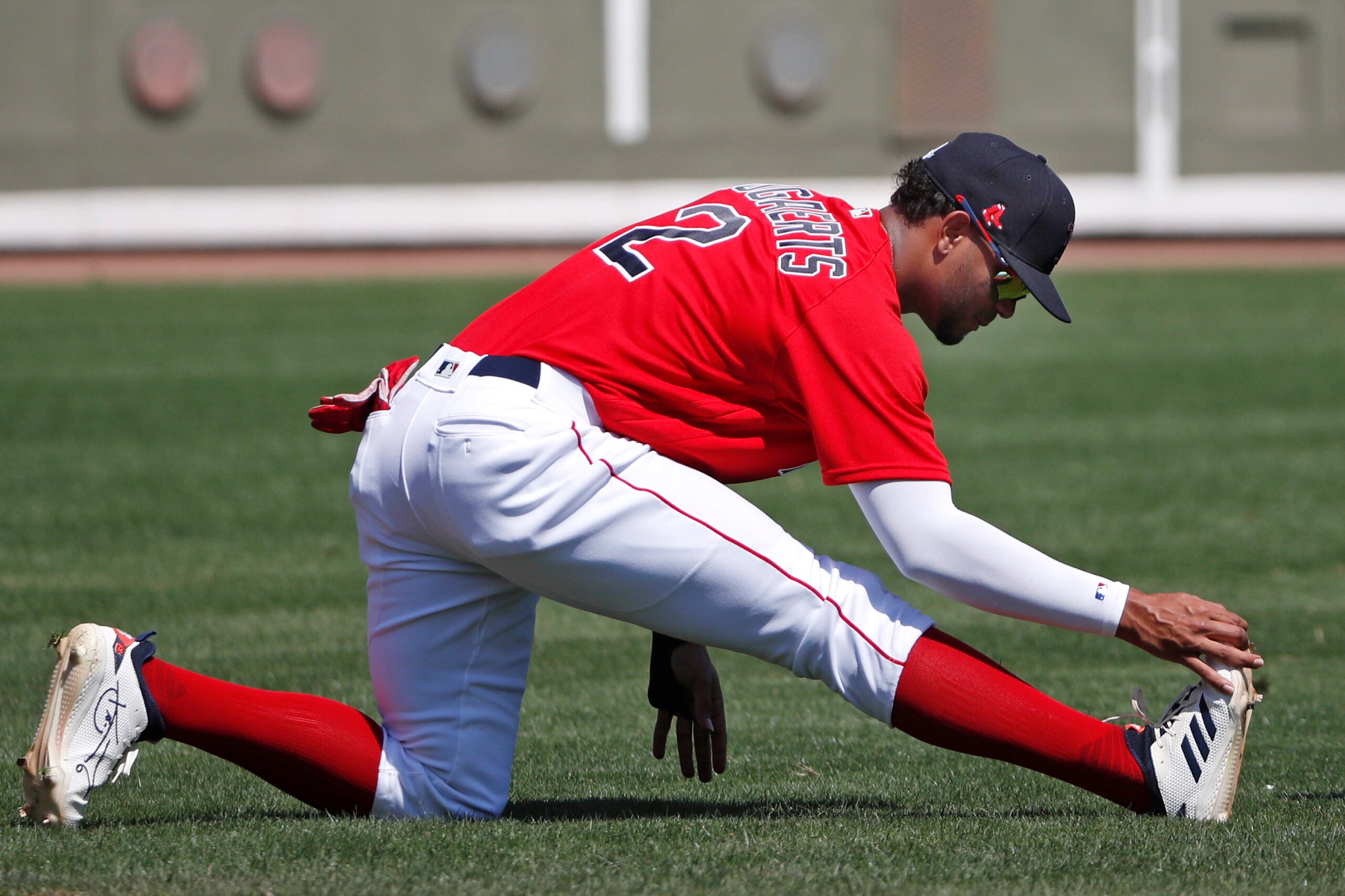 Red Sox: Xander Bogaerts, Mookie Betts indicate clubhouse is ready to  improve
