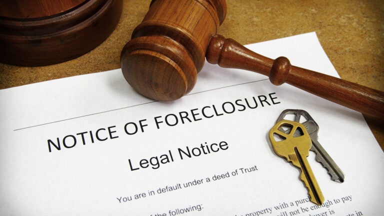 Foreclosure-Notice-Keys-Gavel