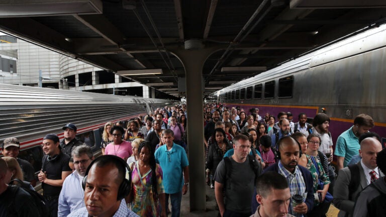 Running late? At South Station, don't count on the last-minute track ...