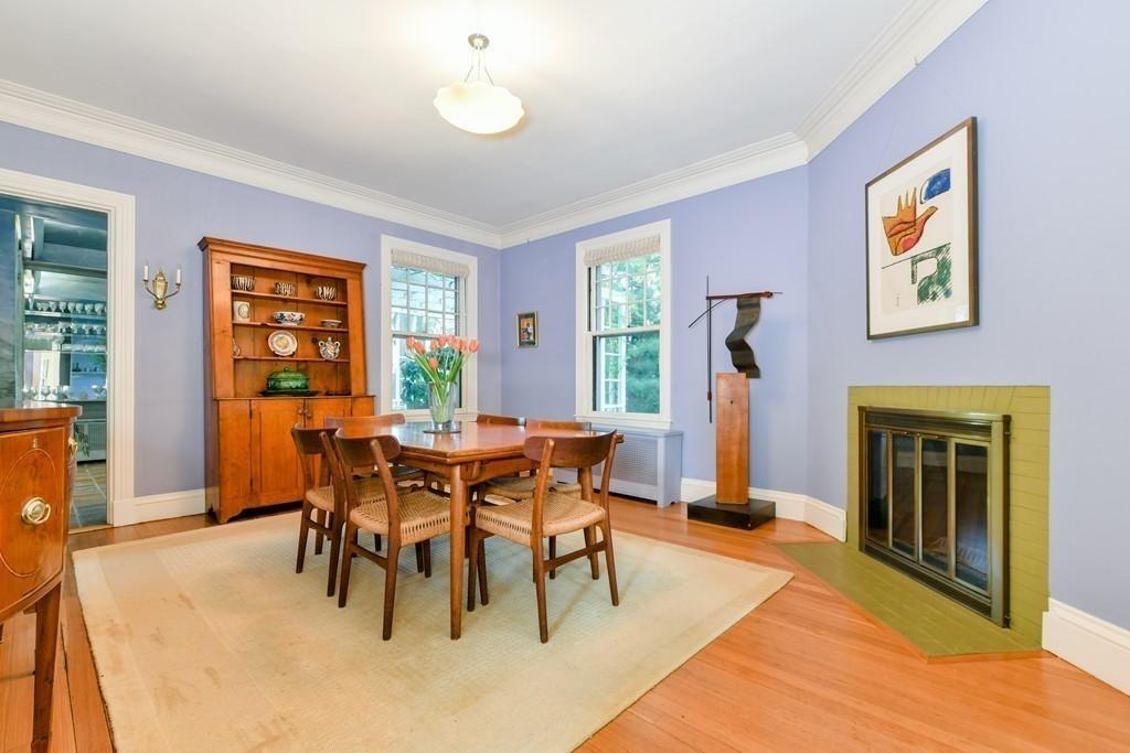 6 Riedesel Ave Cambridge dining room