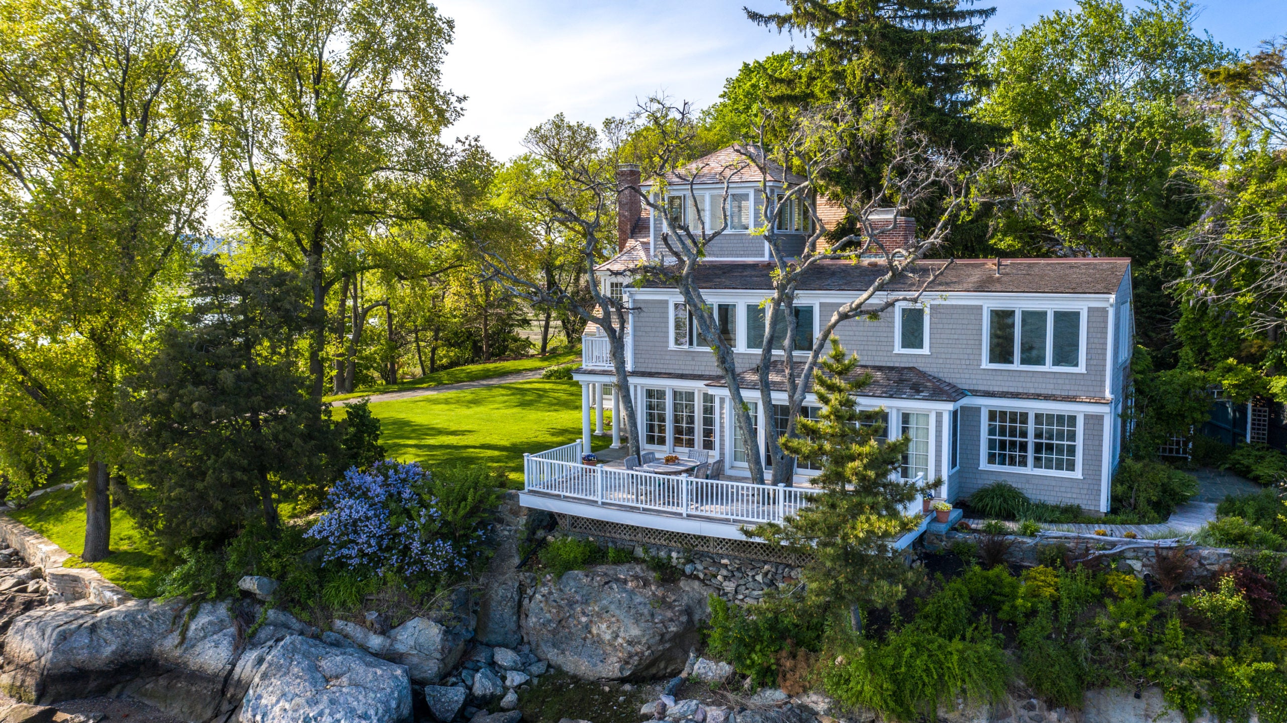 Home of the Week A Quincy property that towers over the sea Buying