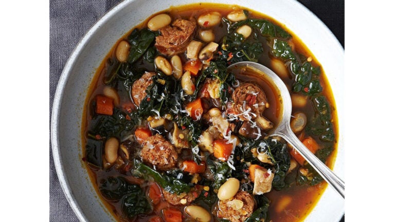 Tuscan bean and kale soup