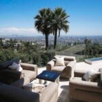 Jumbo-Home-Mansion-Wealthy