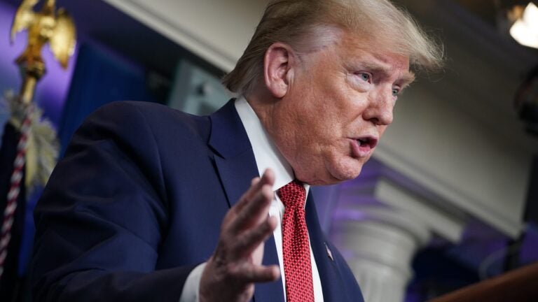 Trump at daily coronavirus briefing
