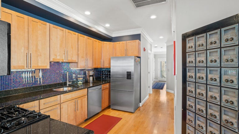 8-10-Howell-Dorchester-Kitchen