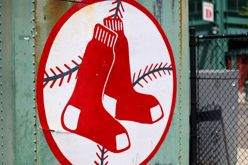 Red Sox logo