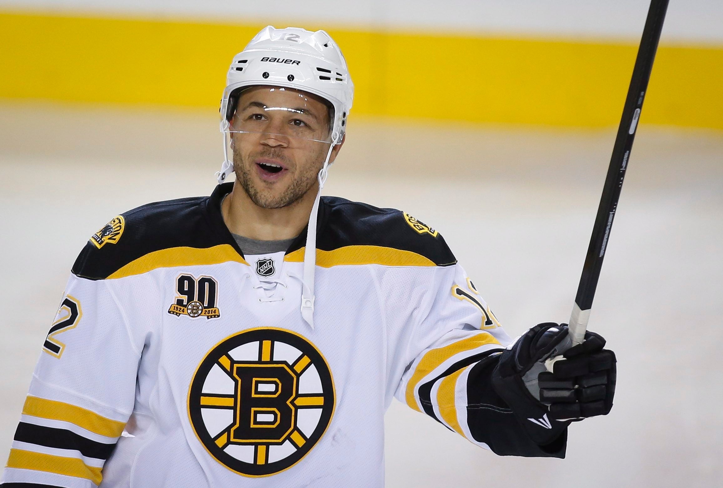 Jarome Iginla leads Bruins past Red Wings in OT