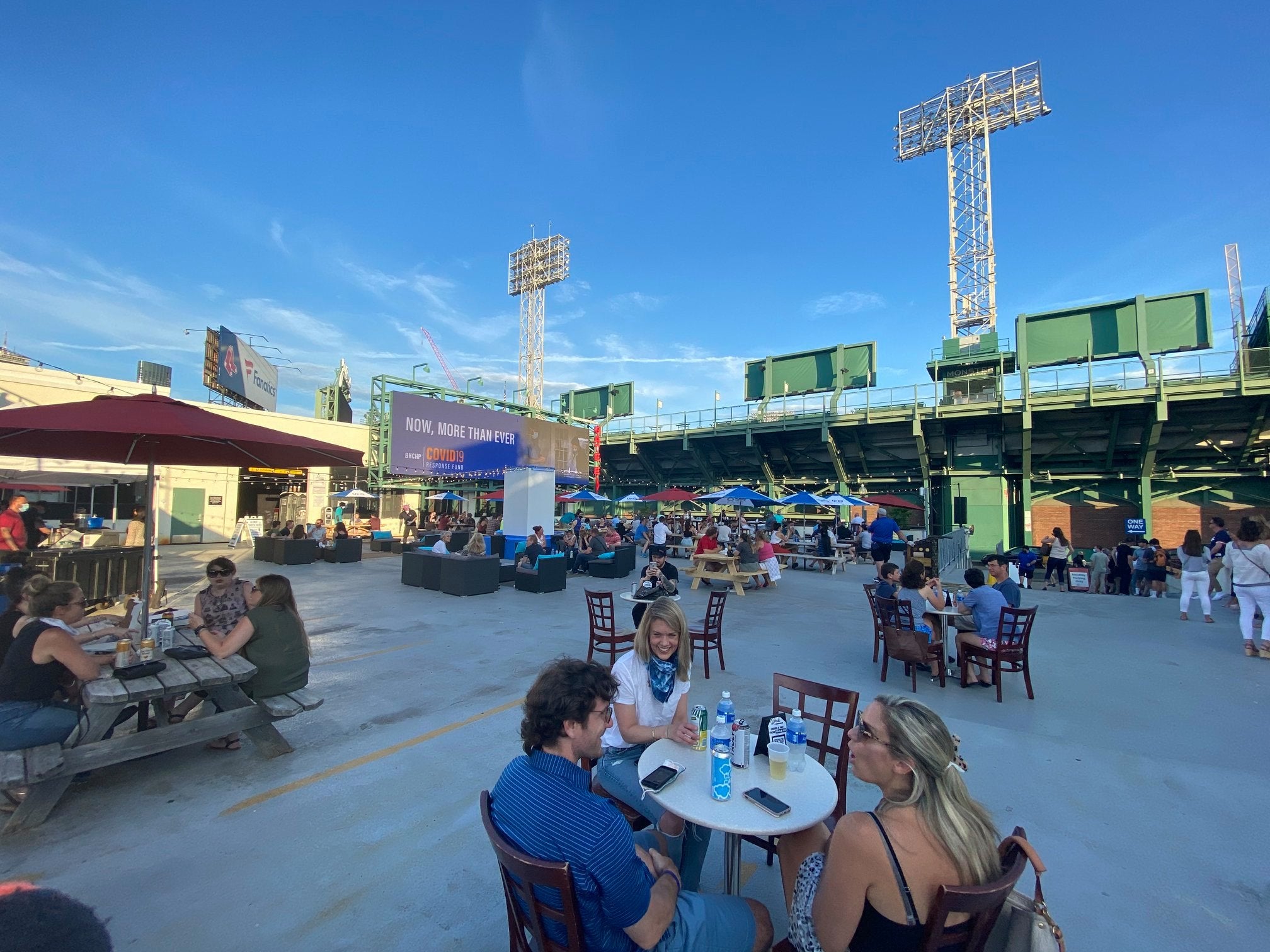 House Of Blues Boston Is Opening A New Outdoor Bar On Lansdowne Street 