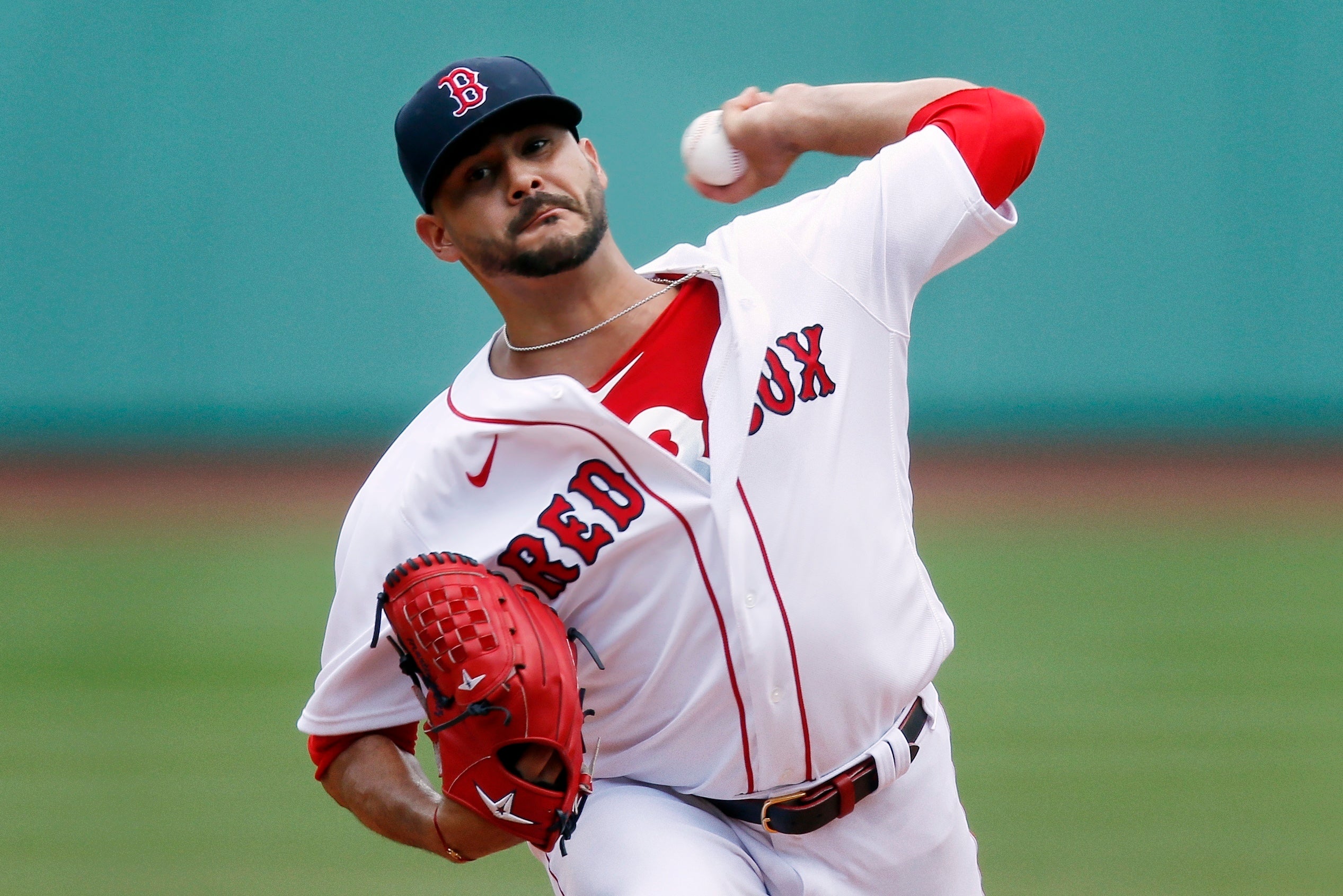 As Winter Meetings wrap up, Red Sox sign Martin Perez, add