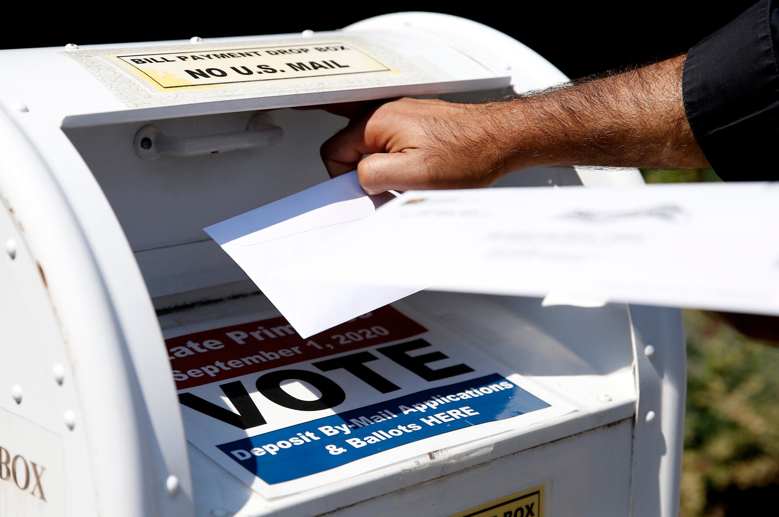 last day to send in mail in ballot massachusetts