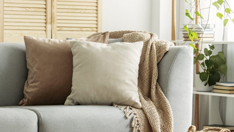 Neutral-Decor-Textures-Living-Room