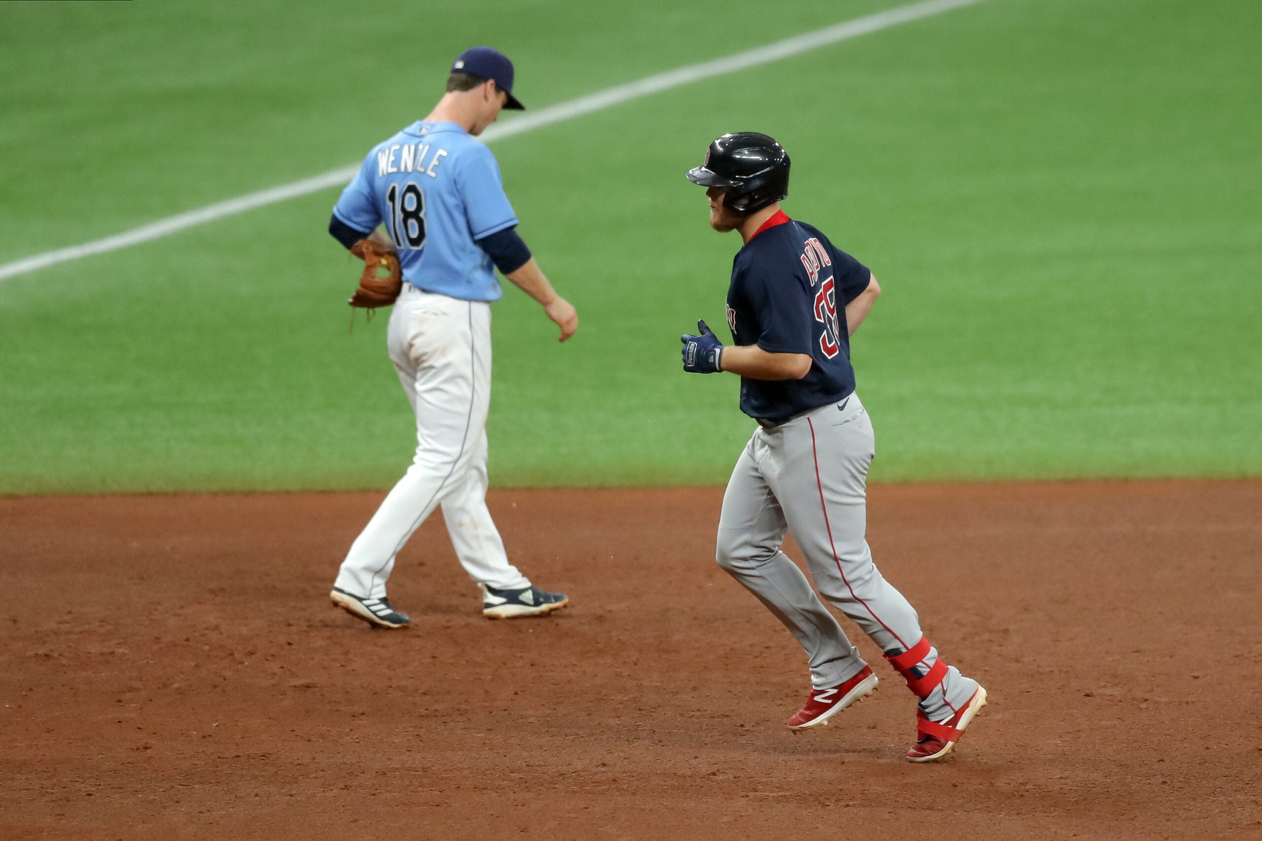 Christian Vazquez sparks Red Sox to home wins over Rays