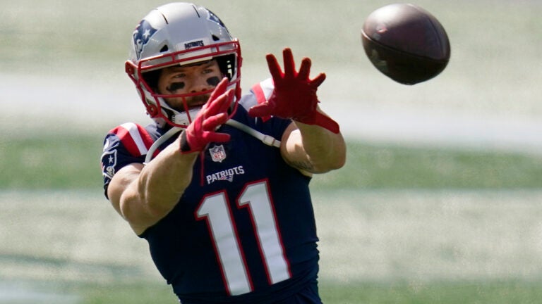 Julian Edelman's reaction to a Patriots player wearing the No. 11 jersey