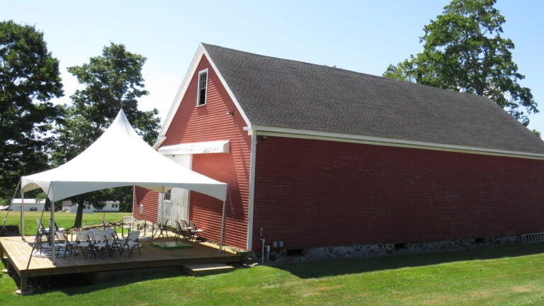 Savage-Oaks-Winery-Barn
