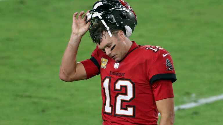 Tom Brady, Tampa Bay Buccaneers knock off Saints, head to NFC