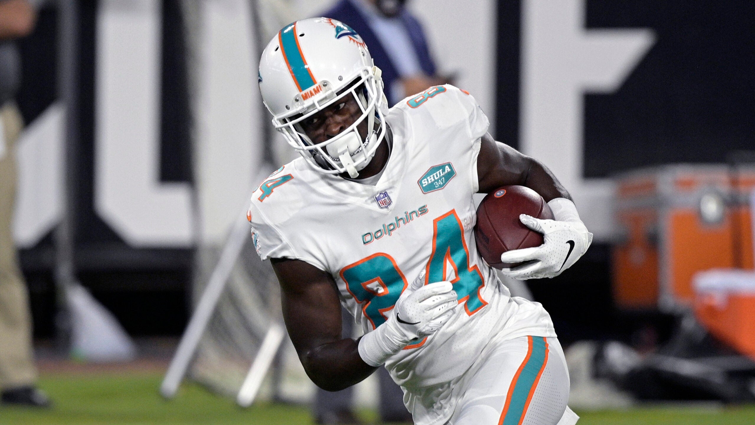 Miami Dolphins: 5 More players to trade away at 2019 NFL Trade Deadline