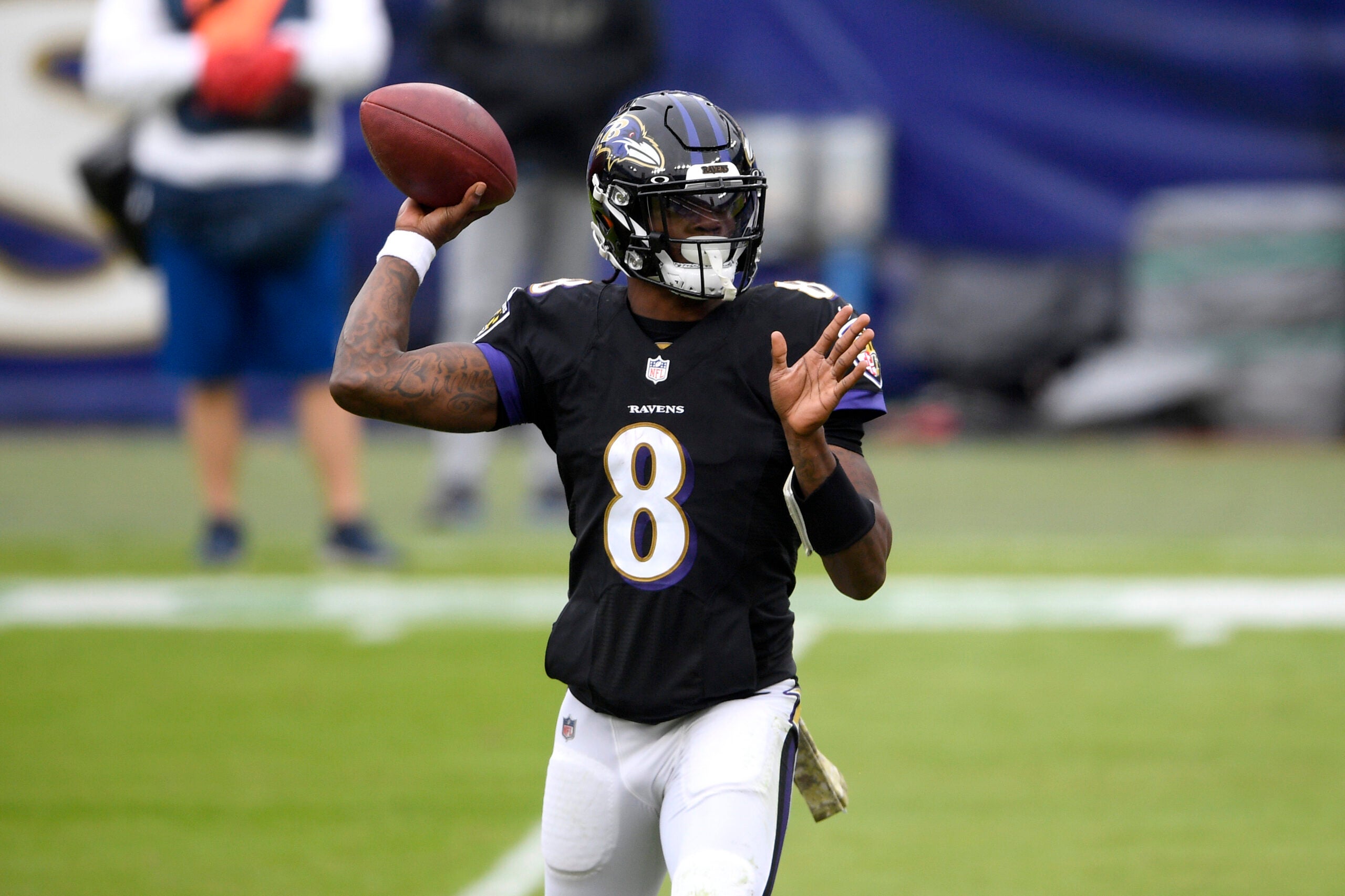 Lamar Jackson Shines in Baltimore Ravens' 'Monday Night Football