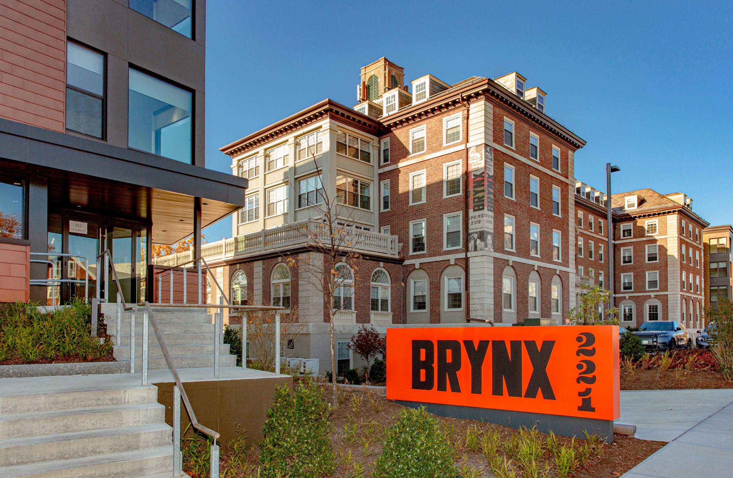 Brynx-JP-Mike-Diskin-Exterior-3