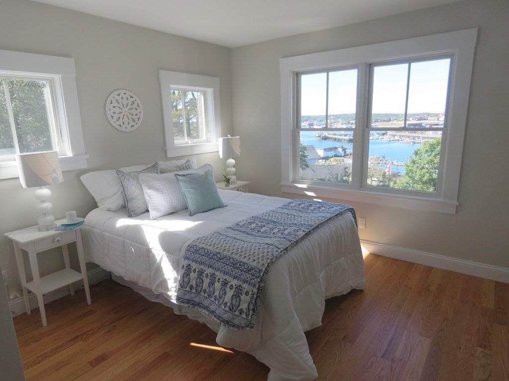 Luxury Home of Week For 1.95m, Gloucester unit with harbor view