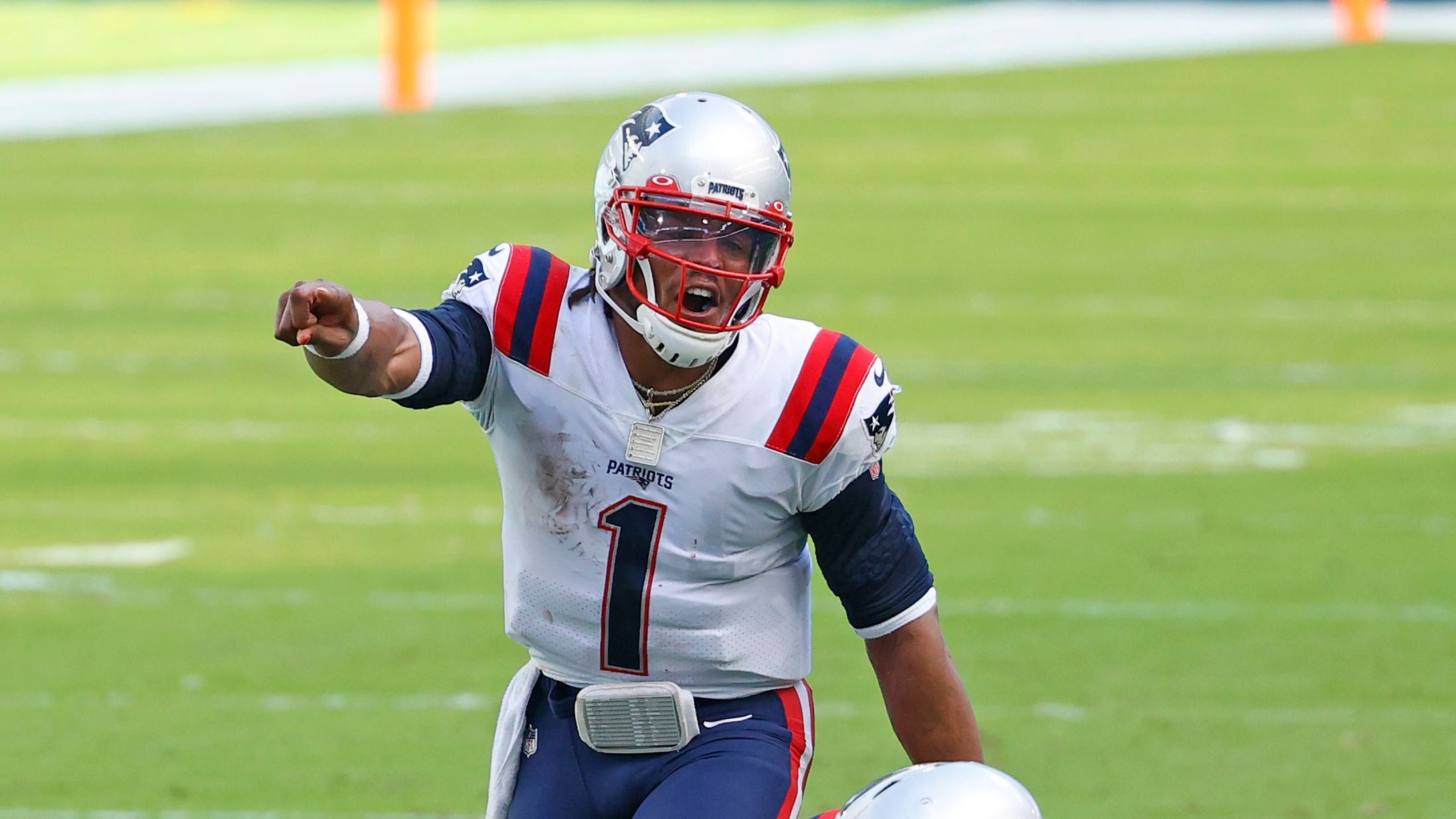 Patriots Bill Belichick sees potential in kicker Roberto Aguayo