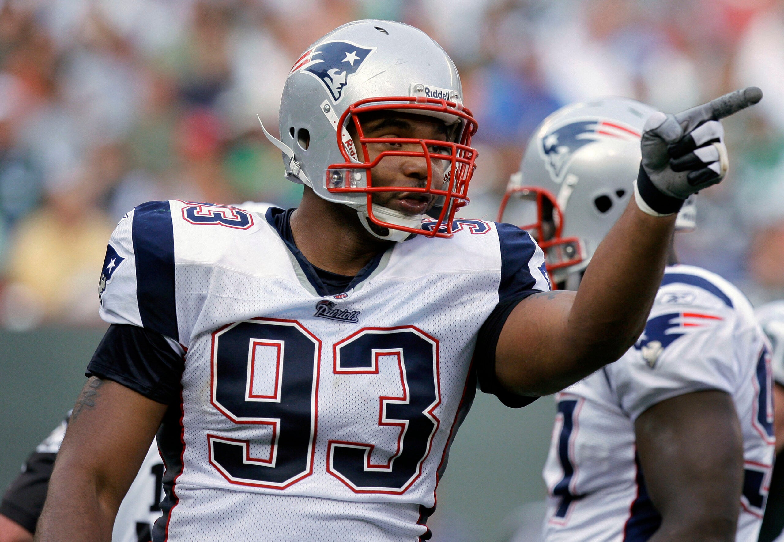 Tom Brady tweets in support of Richard Seymour in Pro Football